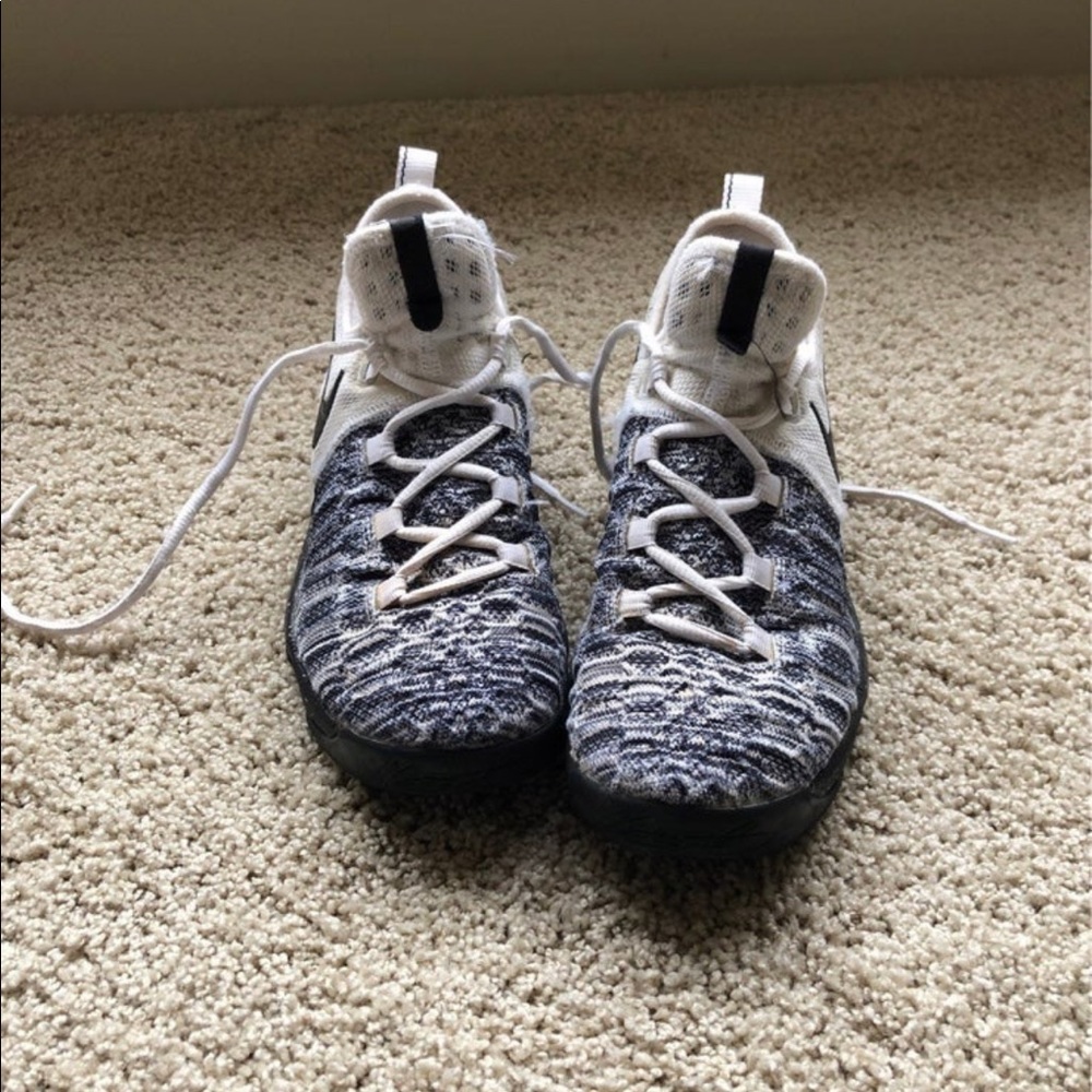 Nike KD basketball shoes